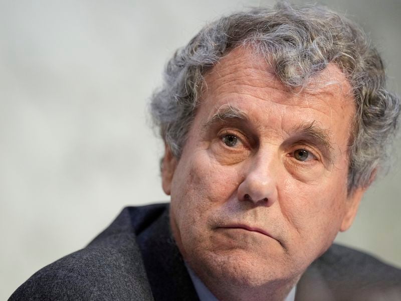 Crypto-Skeptic Sen. Sherrod Brown Is Open to Advancing Stablecoin Legislation, Bloomberg Reports