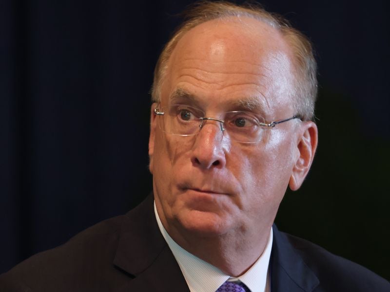 Bitcoin (BTC) Legitimate Asset: BLK CEO Larry Fink