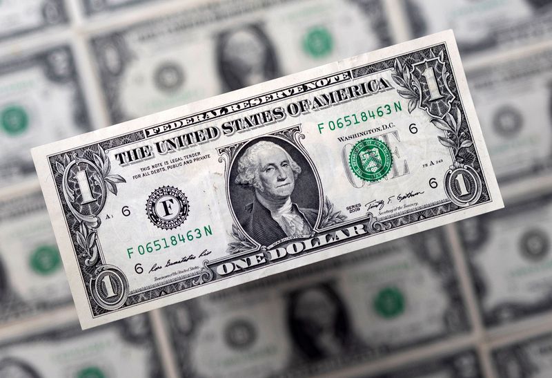 Dollar retains strength against peers on Trump trade